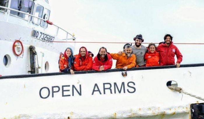 Open Arms, la denuncia di 29 accademici: “L’Italia viola le leggi internazionali”