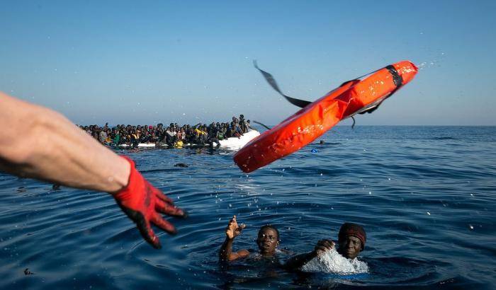 Naufragio,  Sea Watch a Roma: vogliamo un porto vicino o non interveniamo