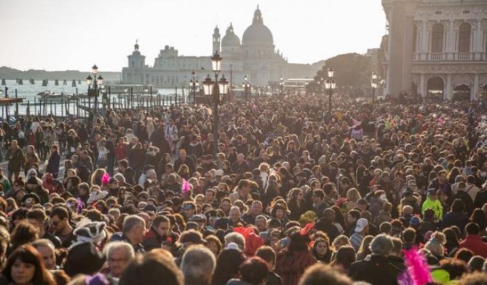 Un festival per salvare le città dal turista consumatore