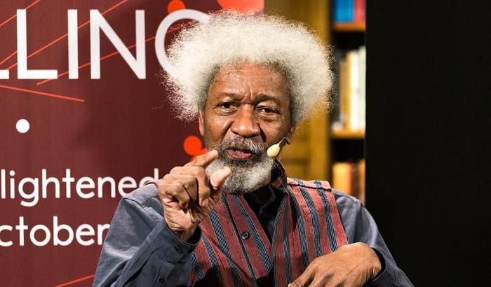 Wole Soyinka: «Nel Sahara muoiono più migranti che in mare»