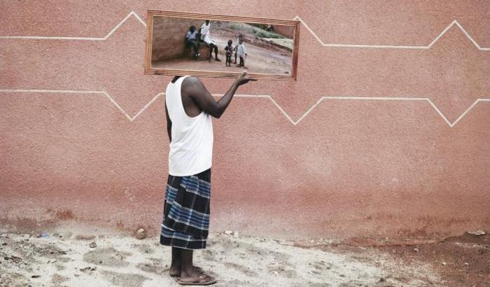 Emmanuel Iduma in viaggio tra genti d’Africa viste da un africano