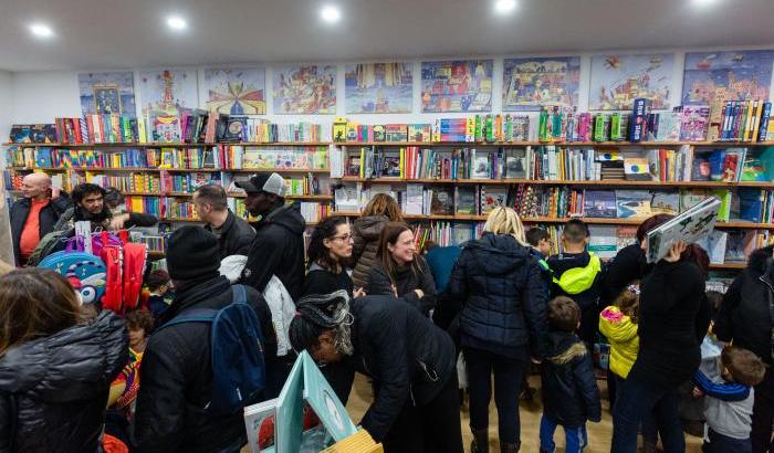 Parodi: Lockdown? La libreria diventa un viaggio per mondi proibiti