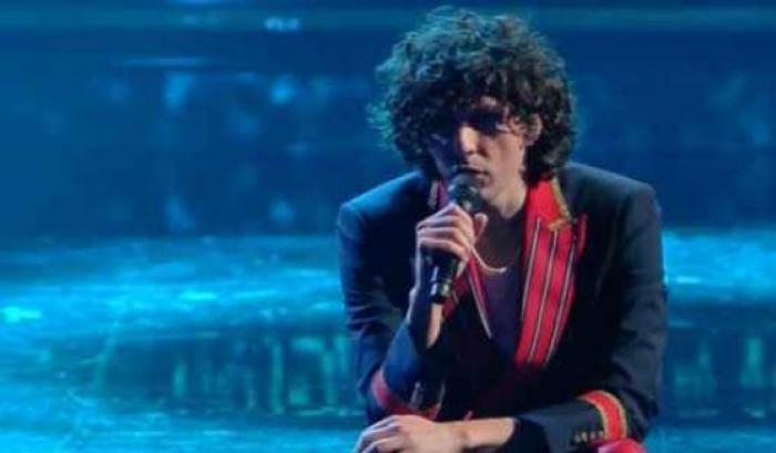 Sanremo2021: Ermal Meta corre per la vittoria, Fiorello scherza su Zingaretti, serata sfibrante