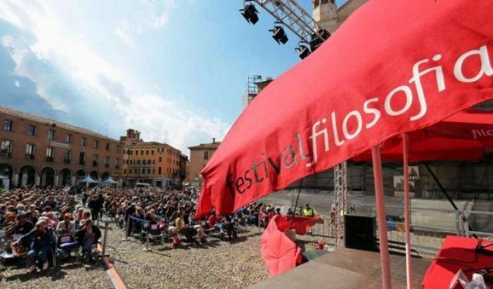 Al via il Festivalfilosofia: il tema è la libertà e i no-vax attaccano