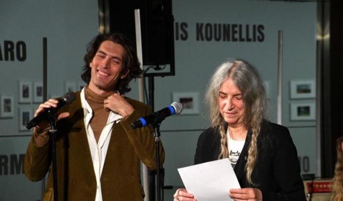 Giovanni Caccamo duetta con Patti Smith