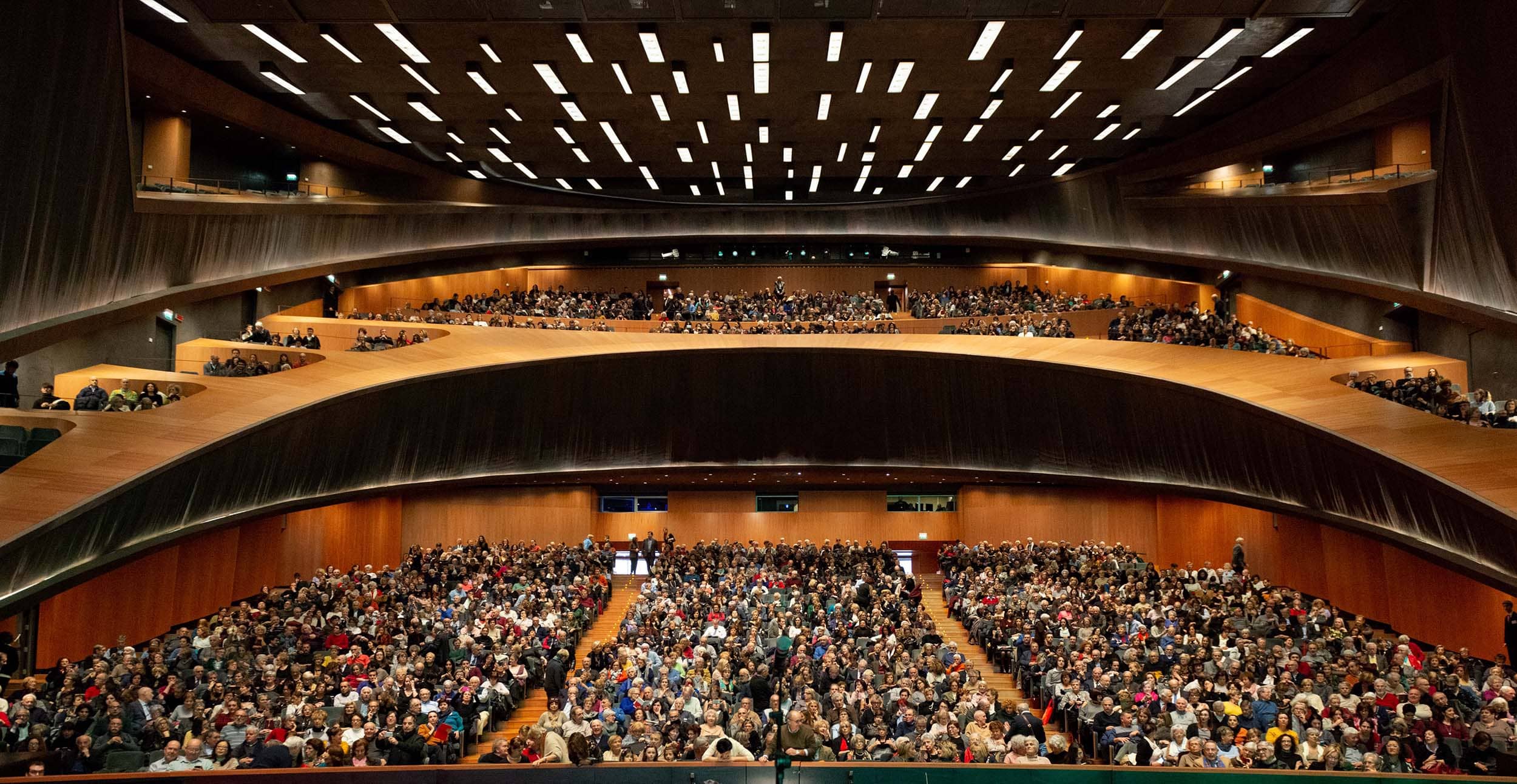 Buona la prima? Non si sa, ancora. I dati rivelano una lenta ripresa del teatro italiano