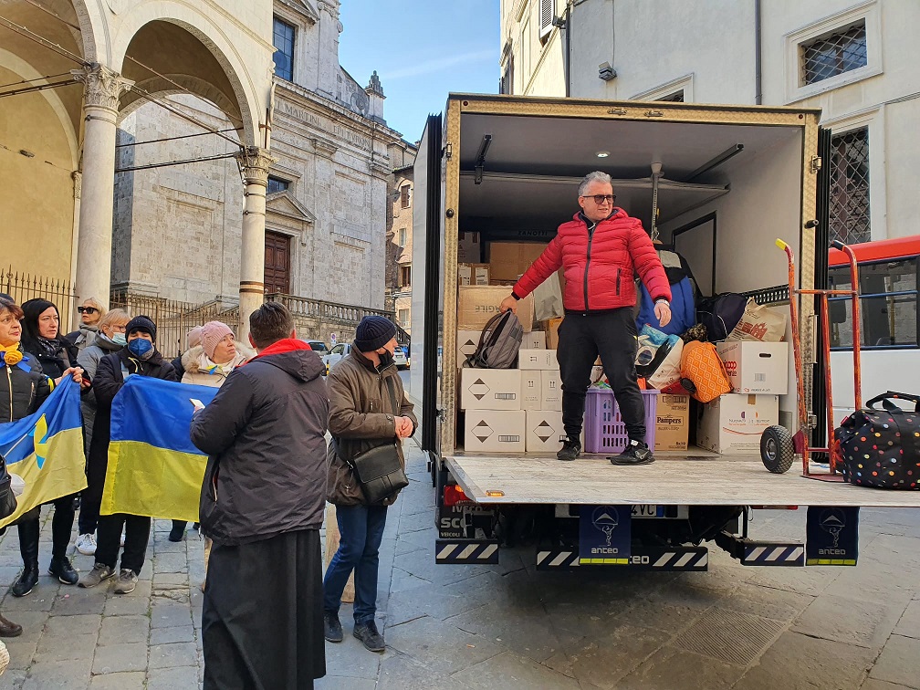 Un convoglio di solidarietà senese per l’Ucraina