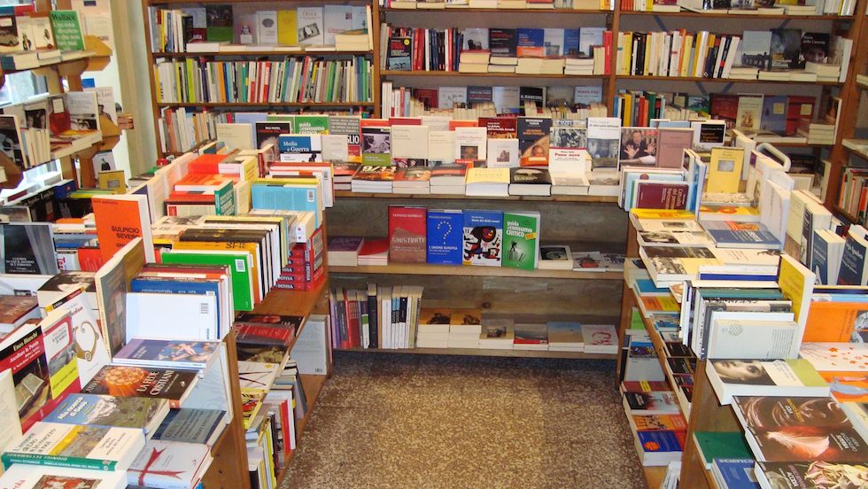 Tornano a crescere le librerie, si ferma l’online