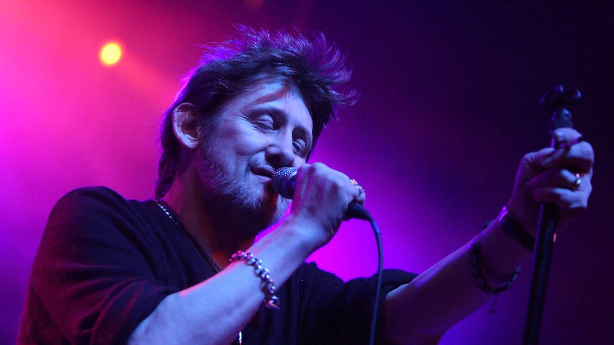 Shane MacGowan una voce emblematica del folk punk