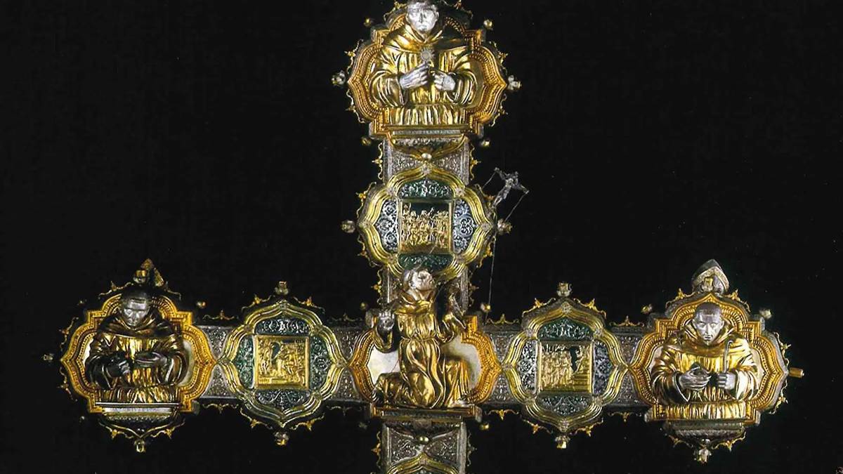 La croce processionale di San Francesco a Brescia in restauro all'Opificio delle Pietre Dure