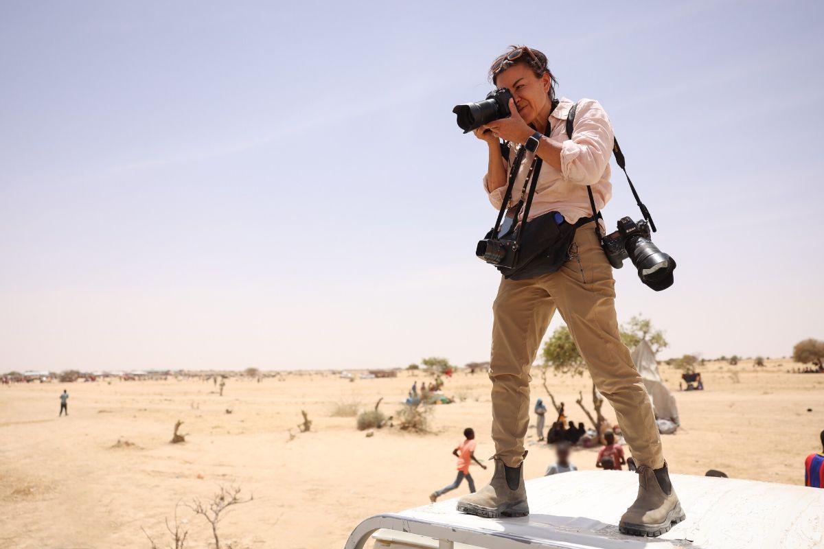Arriva "Love+War", il documentario sulla fotoreporter Lynsey Addario