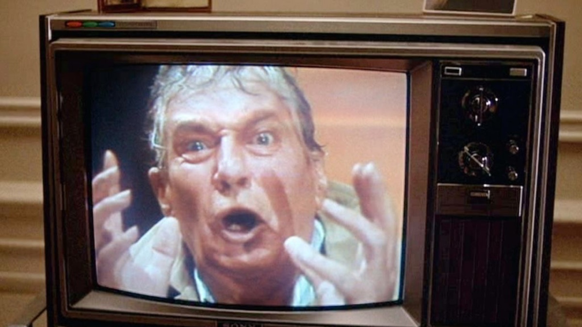 "Quinto potere": quando la televisione mette in scena la follia