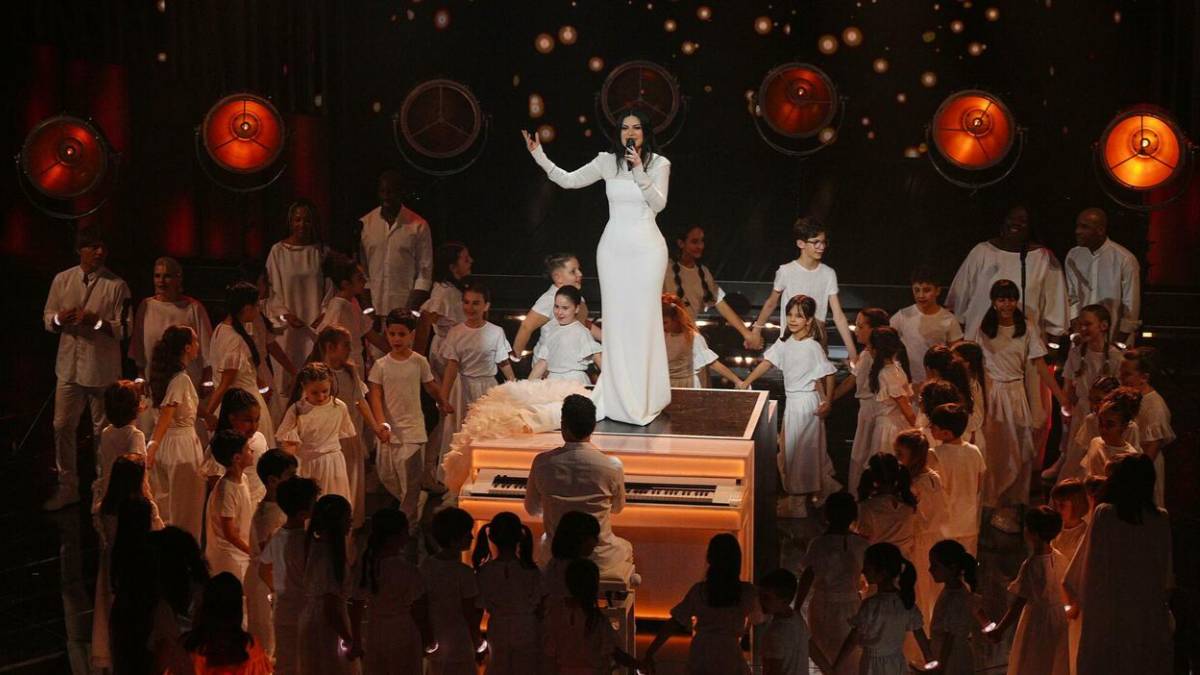 Pausini (1) A Sanremo un pacifismo di maniera per rimediare