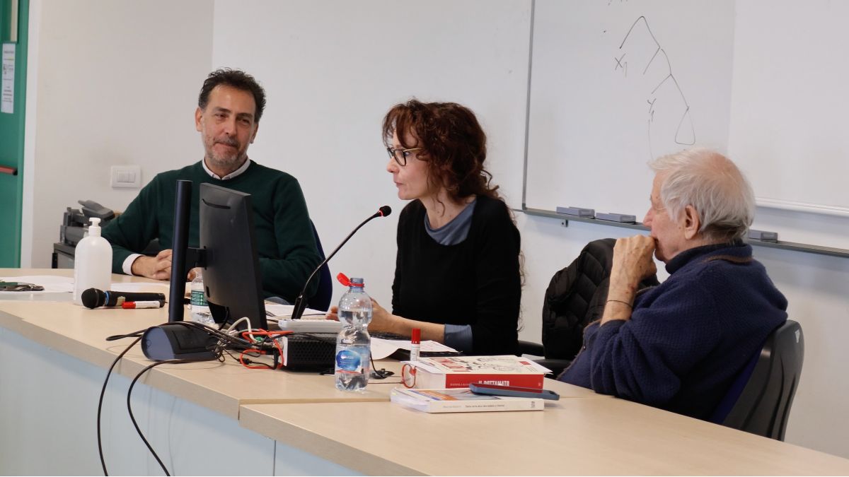 daniela ranieri L’antropologia del potere: Daniela Ranieri analizza la politica e il linguaggio di Renzi