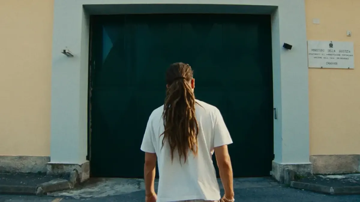 Sayf con "Il cielo in una stanza": la musica nelle carceri si fa riscatto
