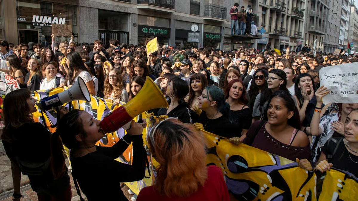 Il grido degli studenti che non possiamo non ascoltare